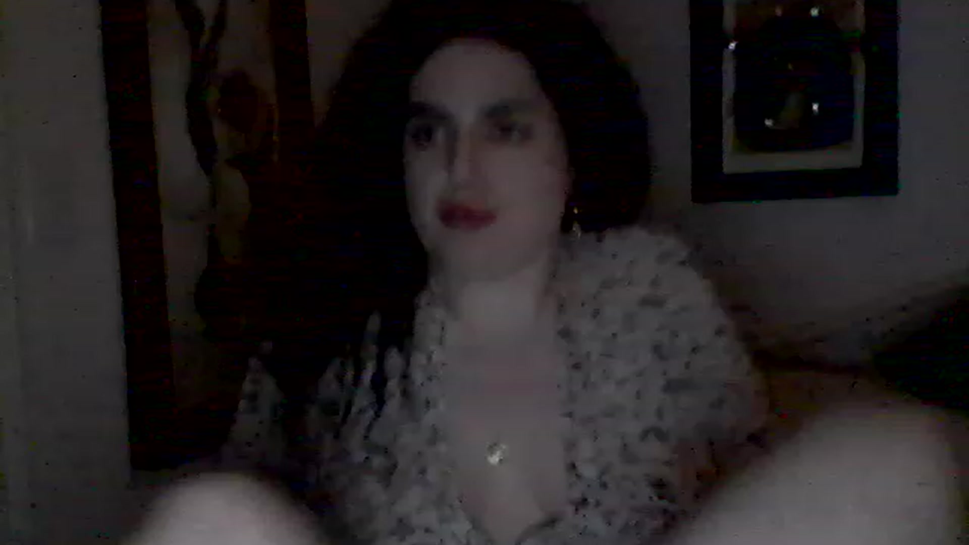 Gallery image thumbnail from Aquajani's myfreecams stream on, 05/02/2023, 12:20 image 3 of 20