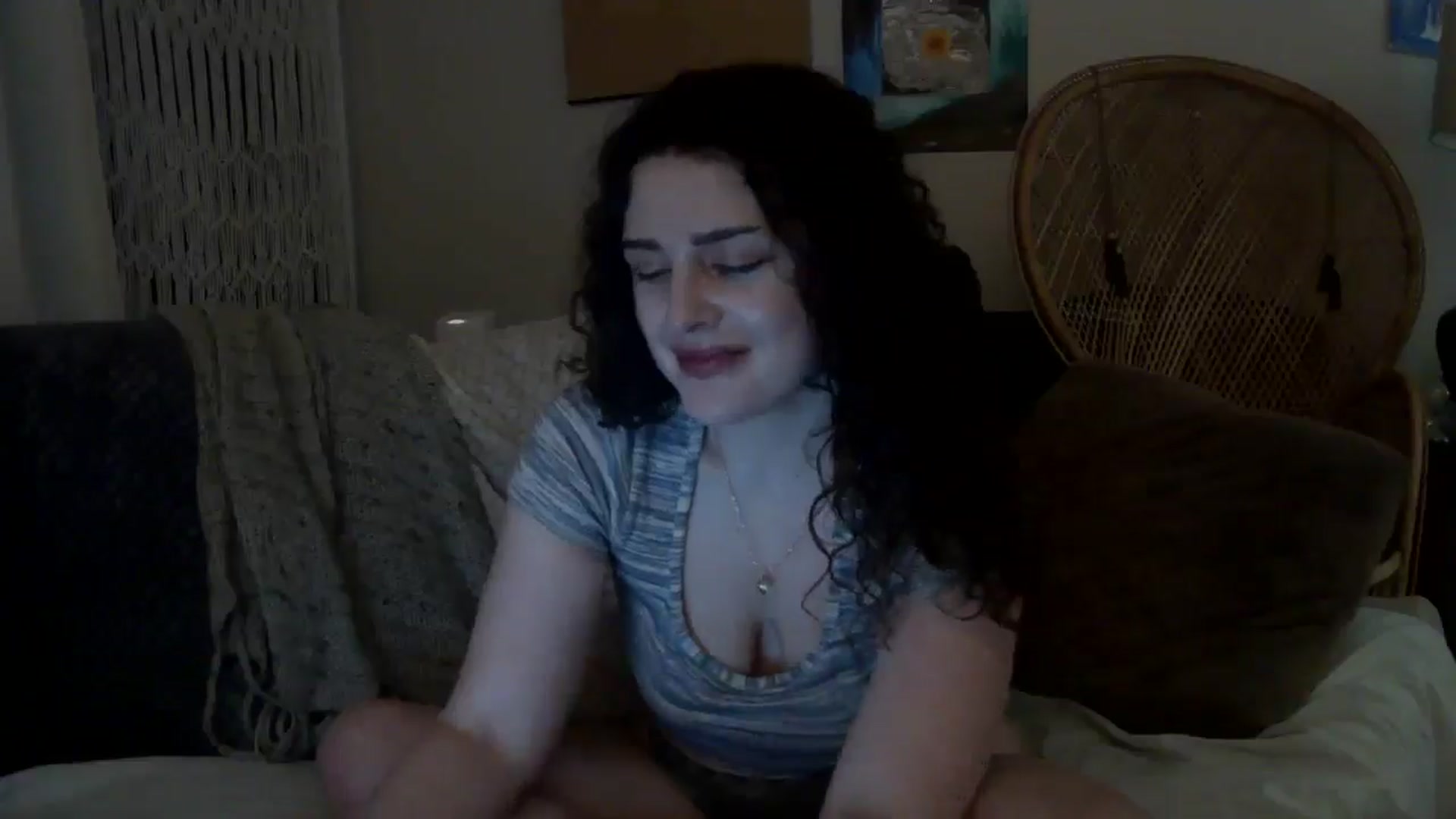 Gallery image thumbnail from Aquajani's myfreecams stream on, 11/04/2025, 24:00 image 4 of 20