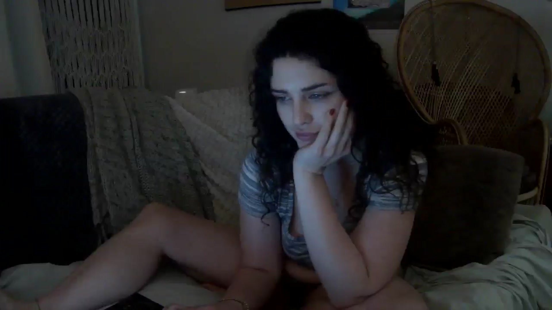 Gallery image thumbnail from Aquajani's myfreecams stream on, 11/04/2025, 08:34 image 6 of 20