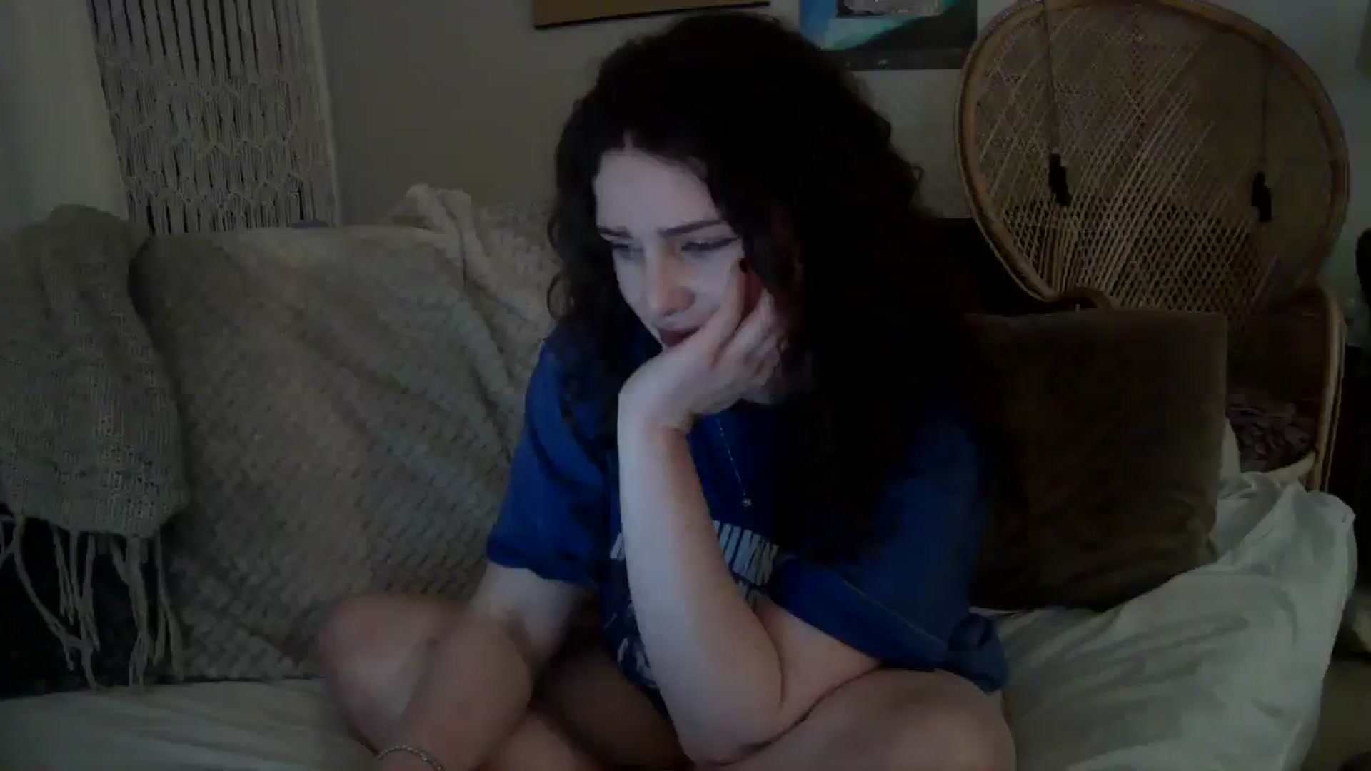 Gallery image thumbnail from Aquajani's myfreecams stream on, 11/17/2025, 05:54 image 7 of 20