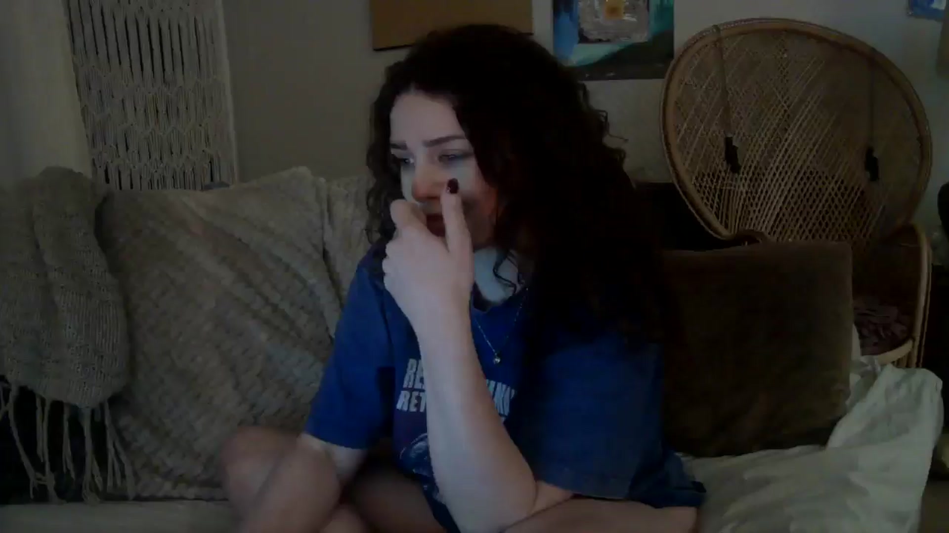 Gallery image thumbnail from Aquajani's myfreecams stream on, 11/17/2025, 07:01 image 8 of 20