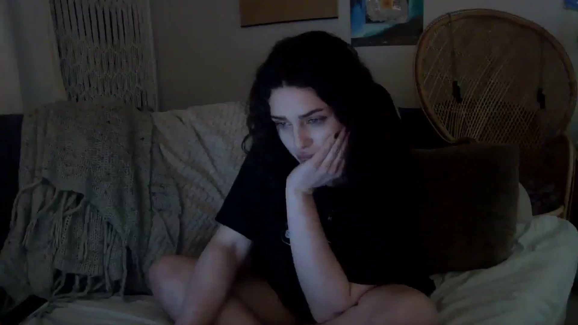 Gallery image thumbnail from Aquajani's myfreecams stream on, 11/19/2025, 07:28 image 14 of 20