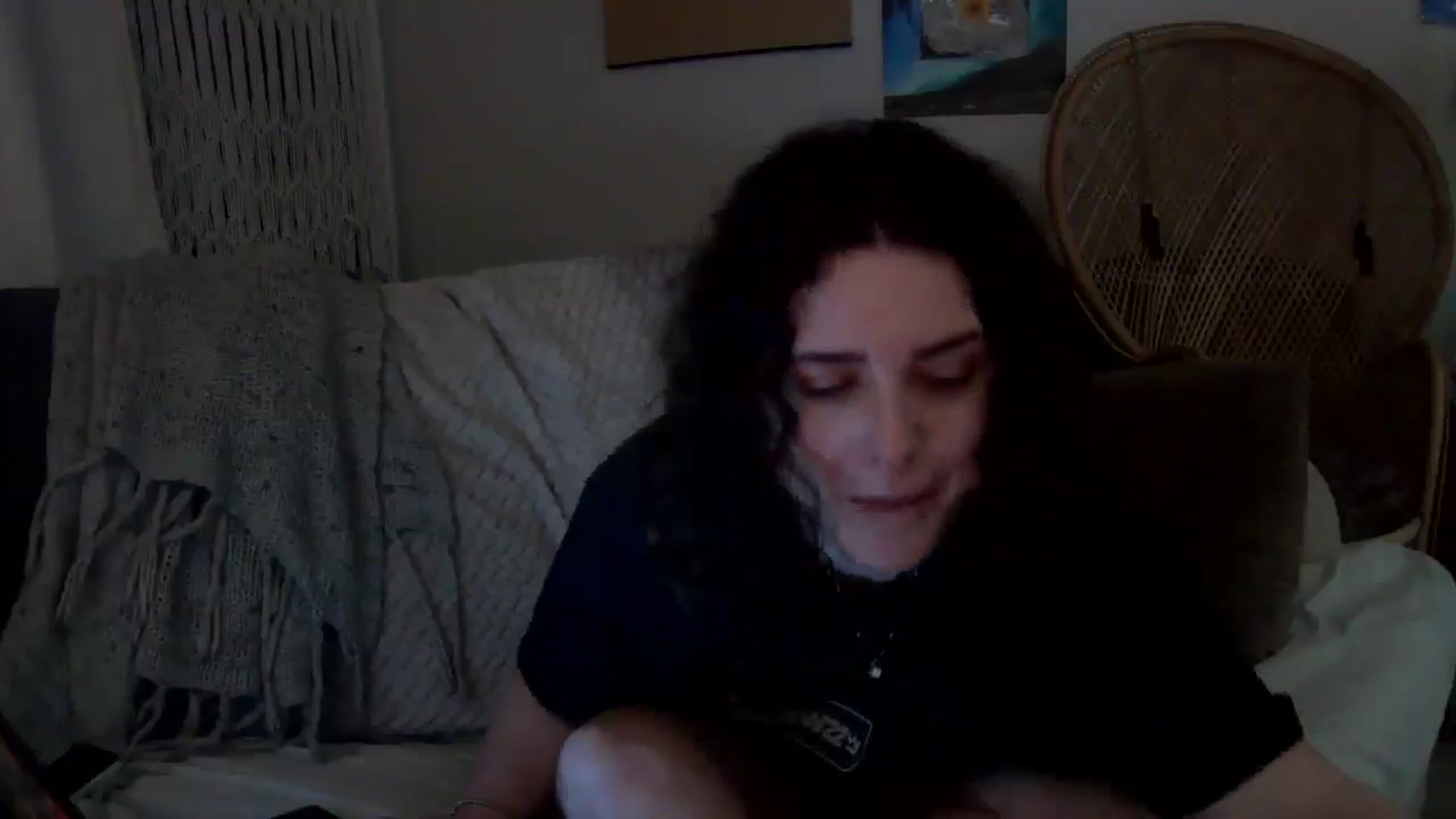 Gallery image thumbnail from Aquajani's myfreecams stream on, 11/19/2025, 07:28 image 7 of 20