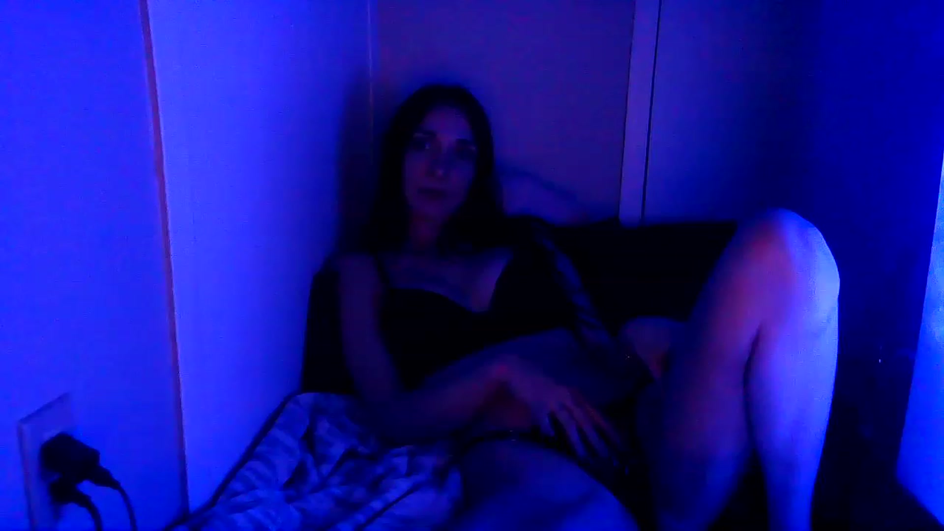 Gallery image thumbnail from AquariusBabe6's myfreecams stream on, 12/12/2022, 18:54 image 16 of 20