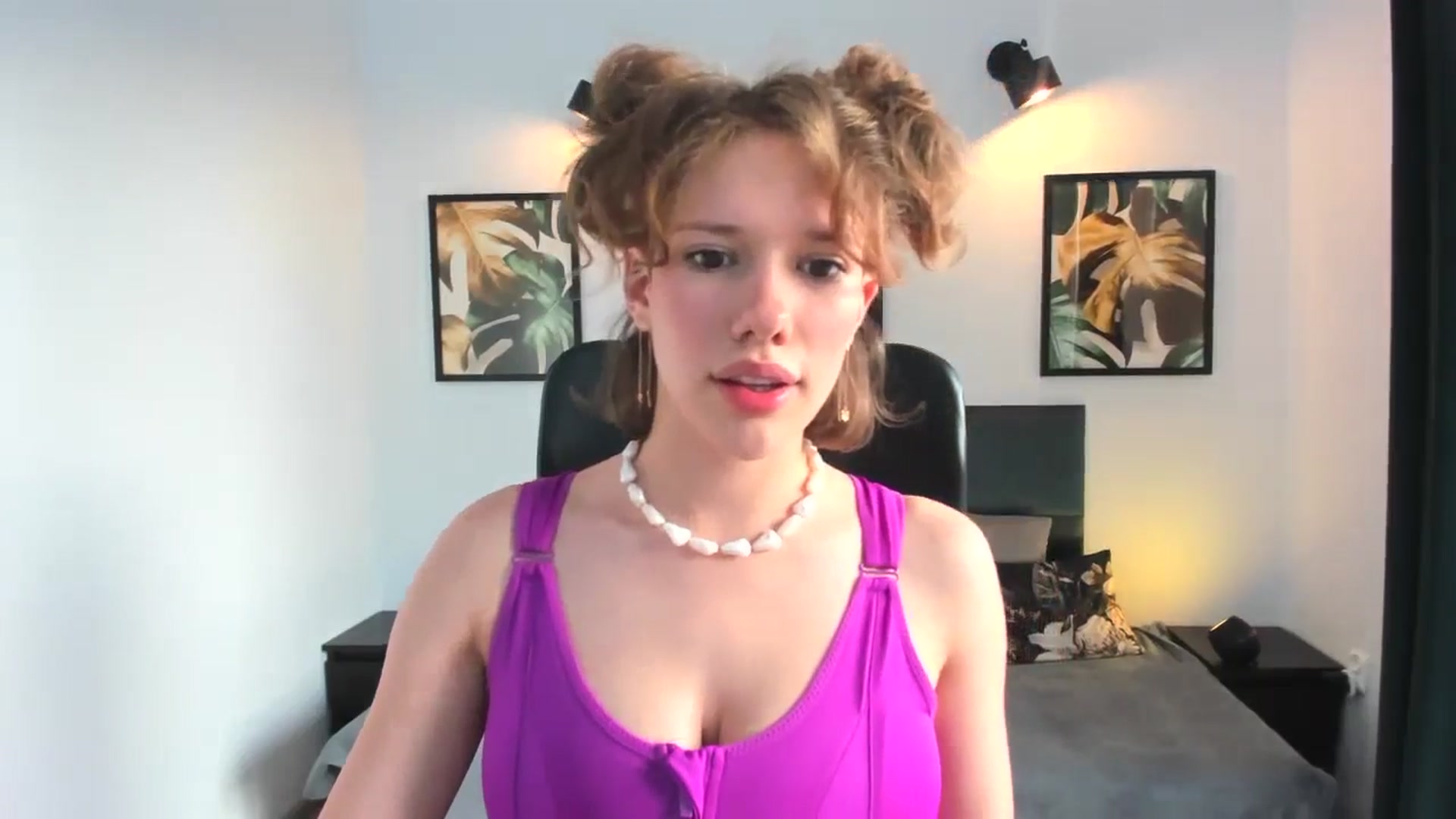 Gallery image thumbnail from Aquariuss's myfreecams stream on, 06/14/2024, 18:16 image 2 of 20