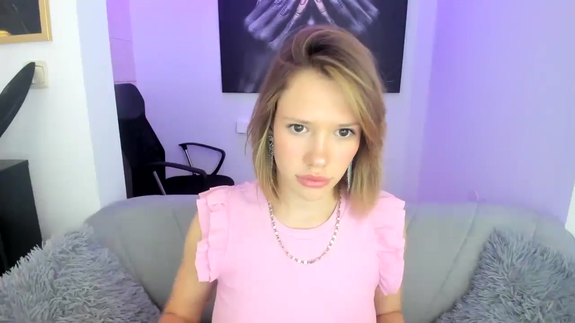 Gallery image thumbnail from Aquariuss's myfreecams stream on, 06/20/2024, 17:04 image 1 of 20