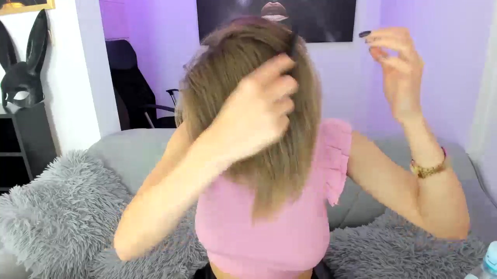 Gallery image thumbnail from Aquariuss's myfreecams stream on, 06/20/2024, 19:41 image 4 of 20