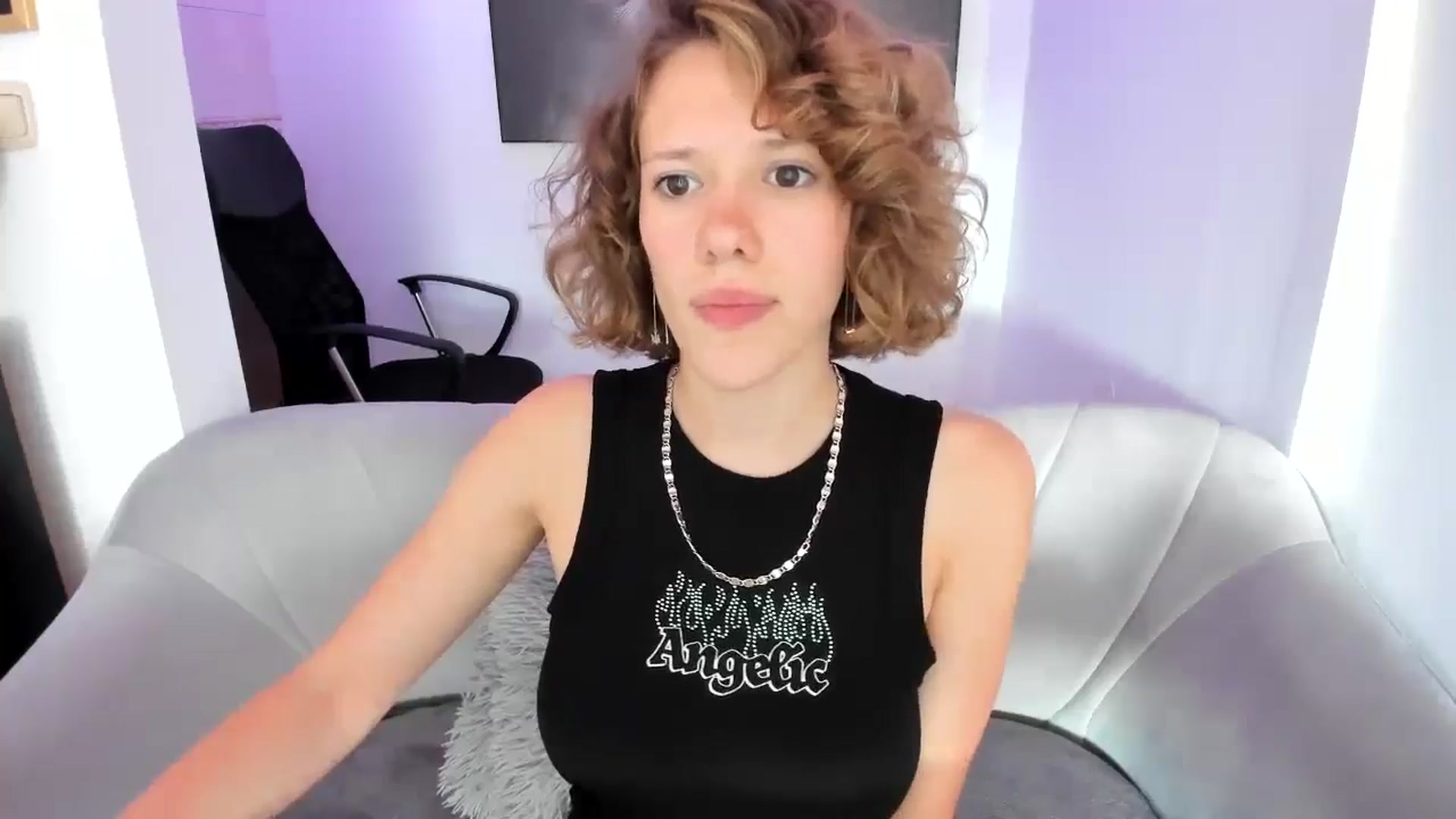 Gallery image thumbnail from Aquariuss's myfreecams stream on, 06/23/2024, 09:29 image 10 of 20