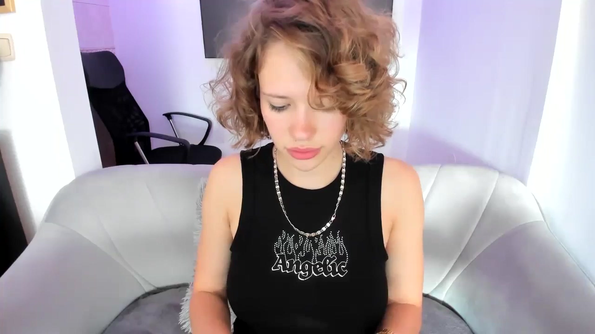 Gallery image thumbnail from Aquariuss's myfreecams stream on, 06/23/2024, 09:29 image 11 of 20