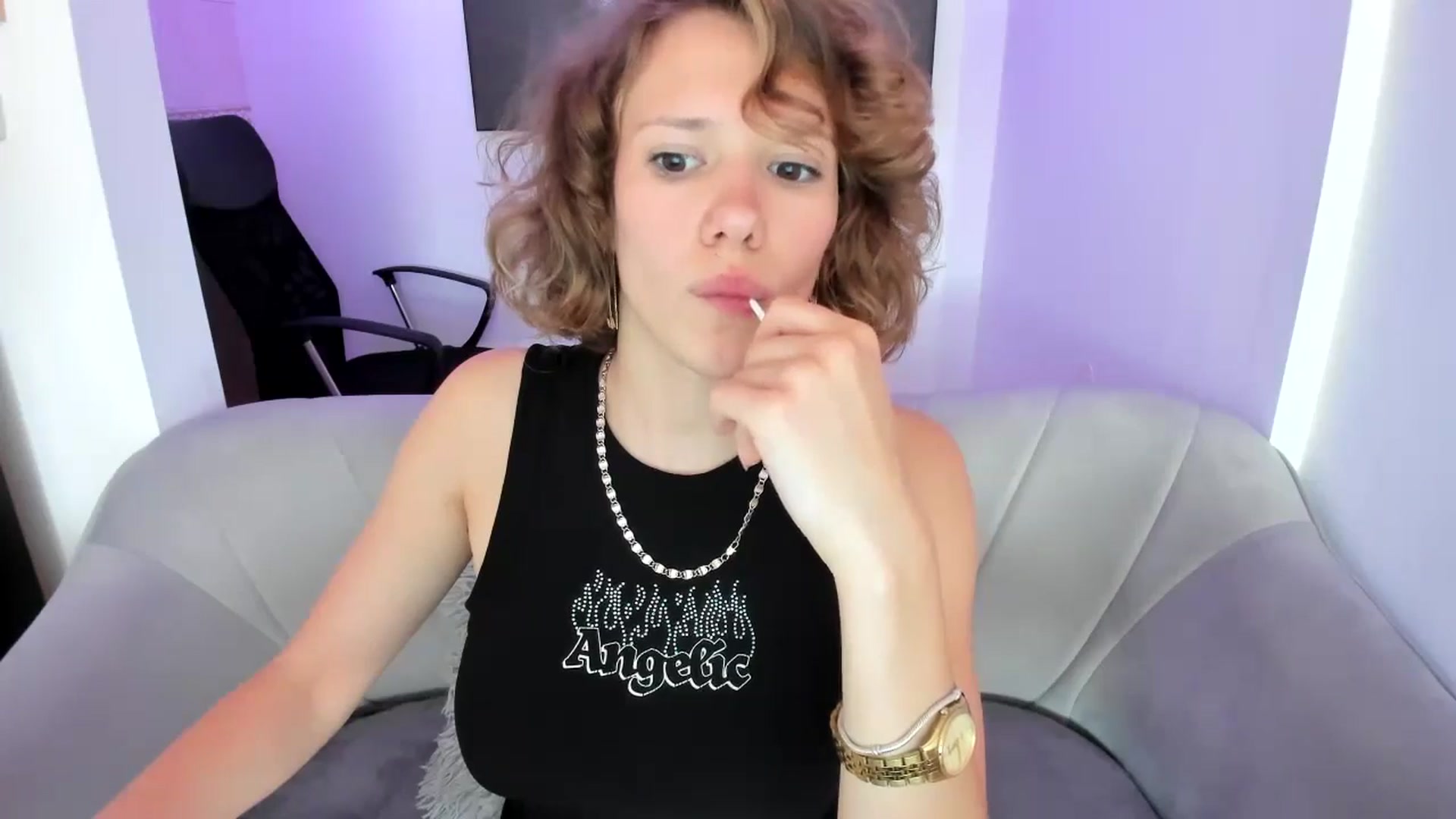 Gallery image thumbnail from Aquariuss's myfreecams stream on, 06/23/2024, 09:53 image 10 of 20