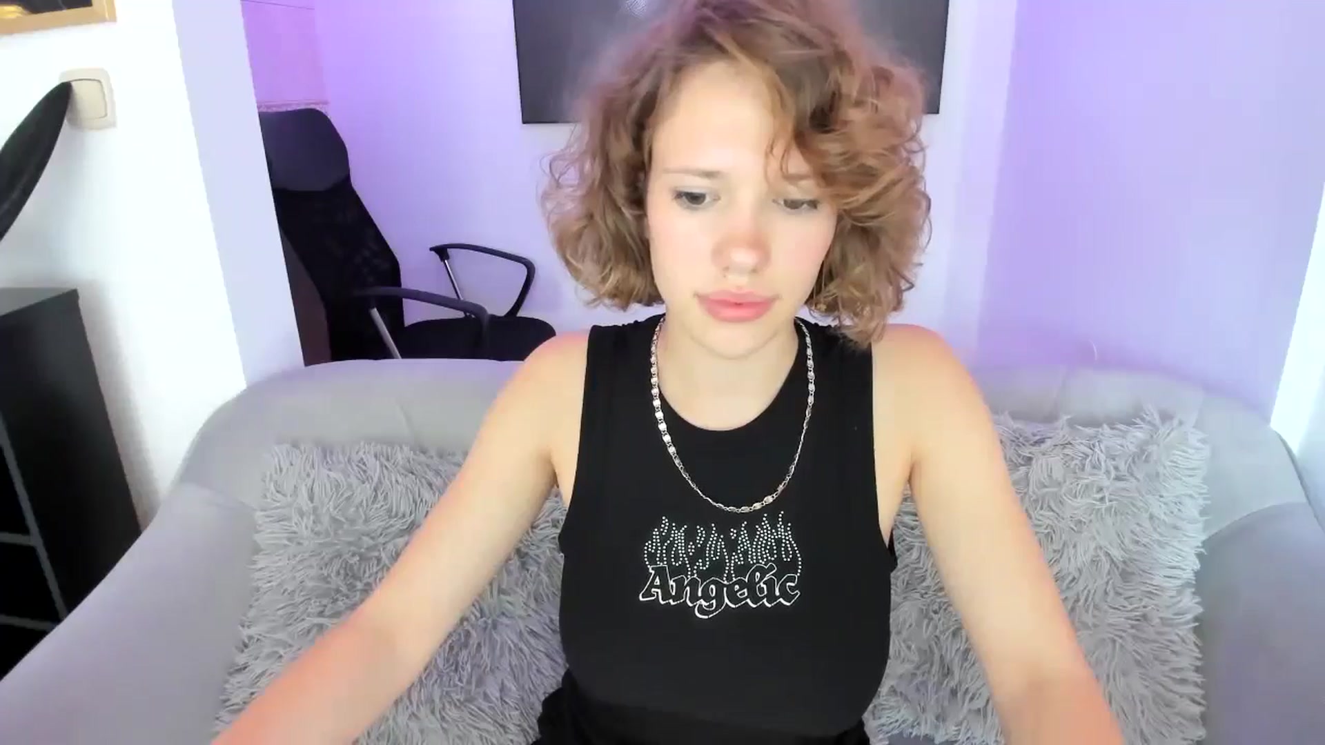 Gallery image thumbnail from Aquariuss's myfreecams stream on, 06/23/2024, 10:50 image 17 of 20