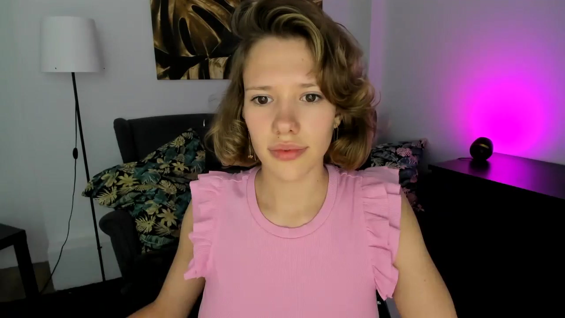 Gallery image thumbnail from Aquariuss's myfreecams stream on, 06/27/2024, 14:48 image 5 of 20