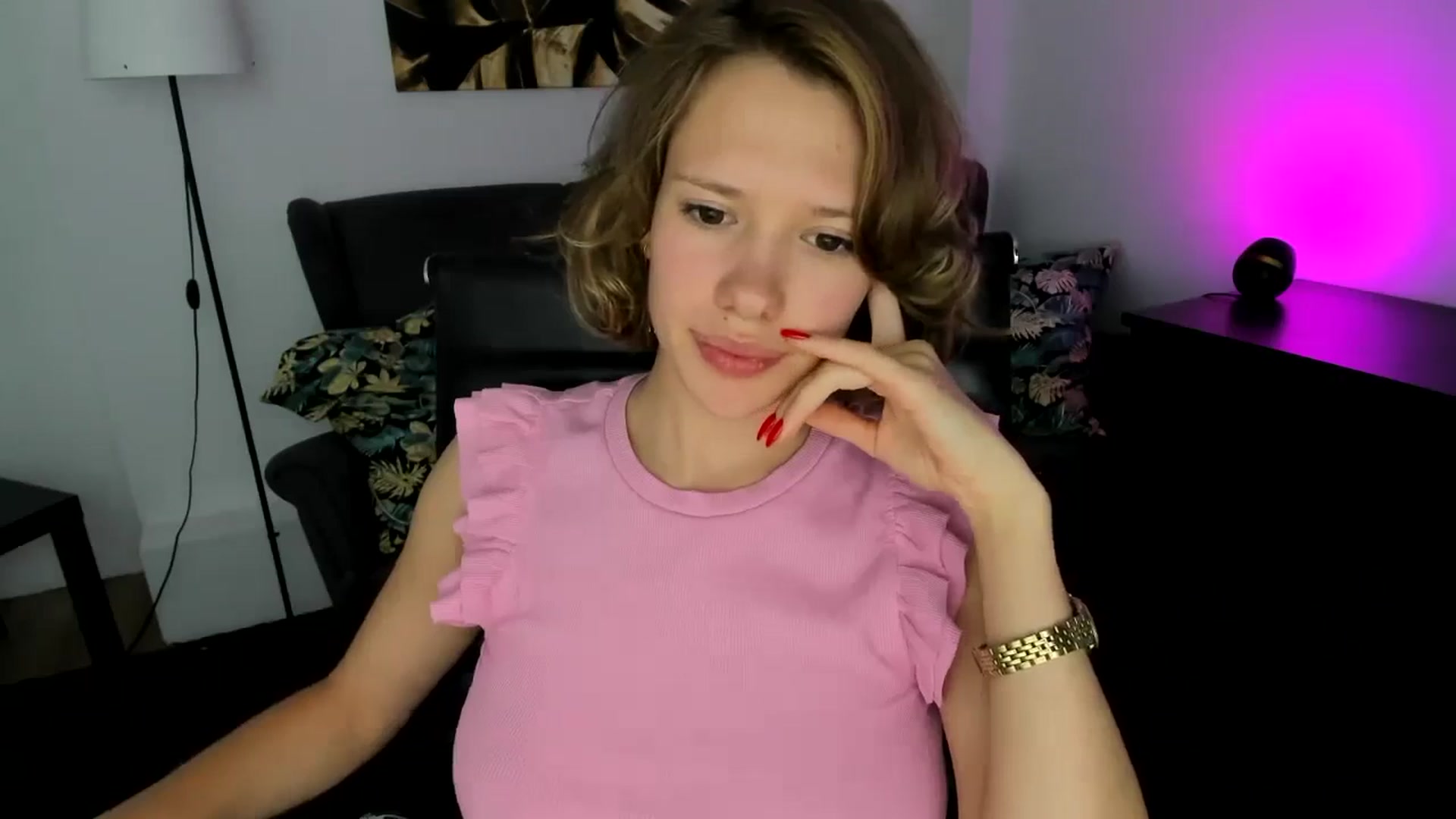 Gallery image thumbnail from Aquariuss's myfreecams stream on, 06/27/2024, 16:54 image 9 of 20