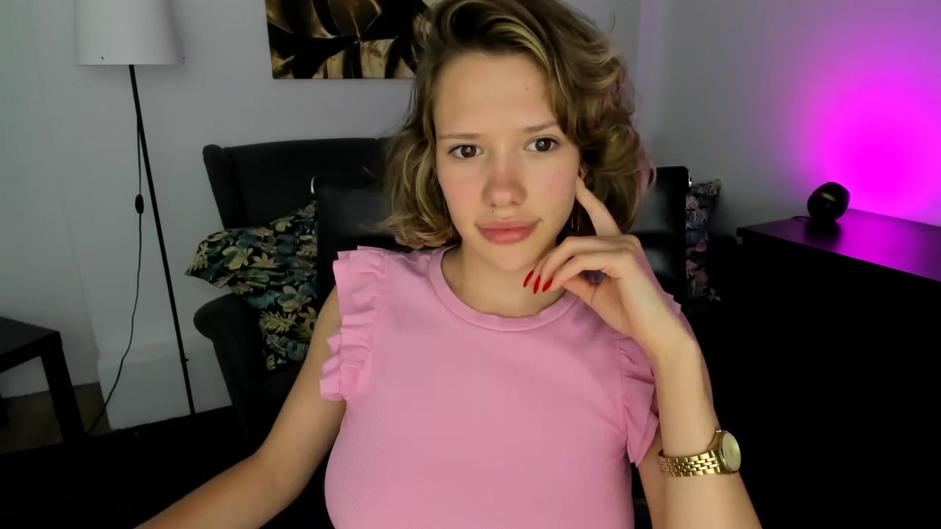 Gallery image thumbnail from Aquariuss's myfreecams stream on, 06/27/2024, 18:31 image 8 of 20