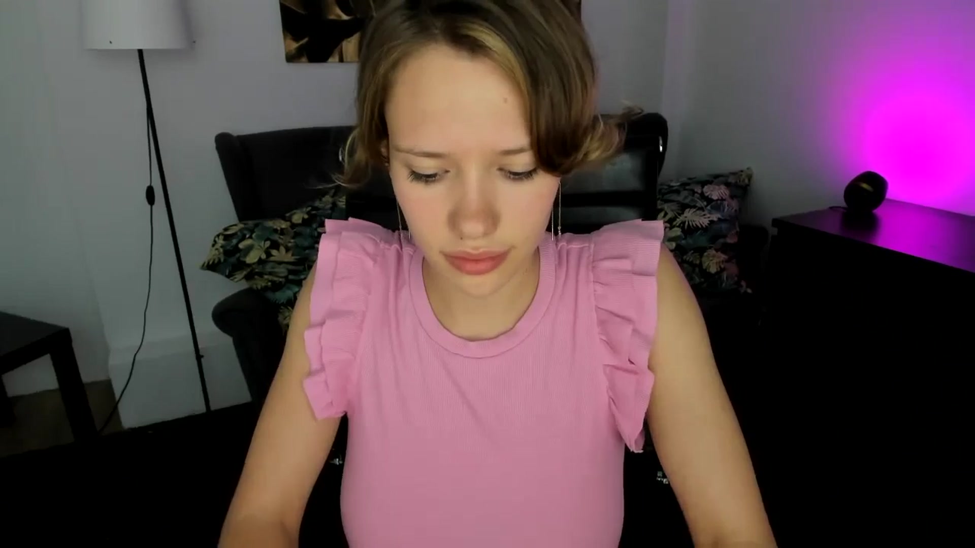 Gallery image thumbnail from Aquariuss's myfreecams stream on, 06/27/2024, 19:42 image 20 of 20