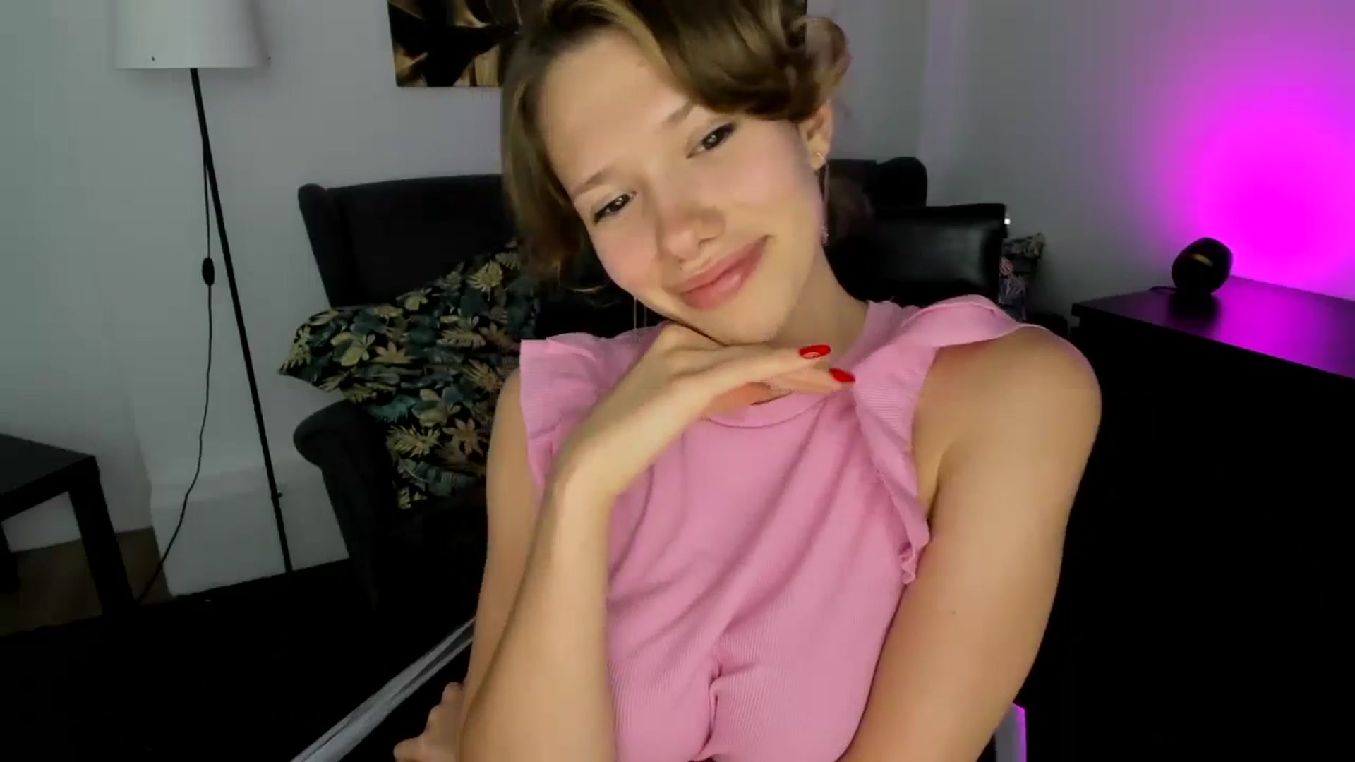 Gallery image thumbnail from Aquariuss's myfreecams stream on, 06/27/2024, 19:42 image 6 of 20