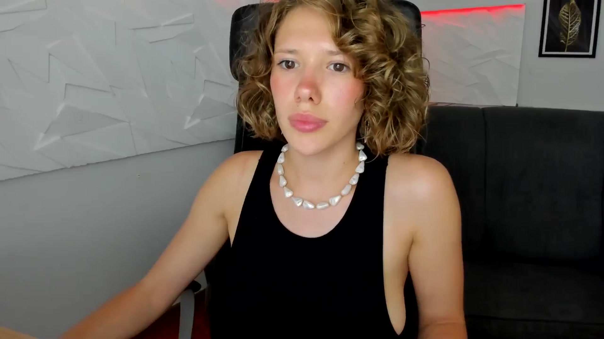 Gallery image thumbnail from Aquariuss's myfreecams stream on, 06/30/2024, 17:08 image 11 of 20