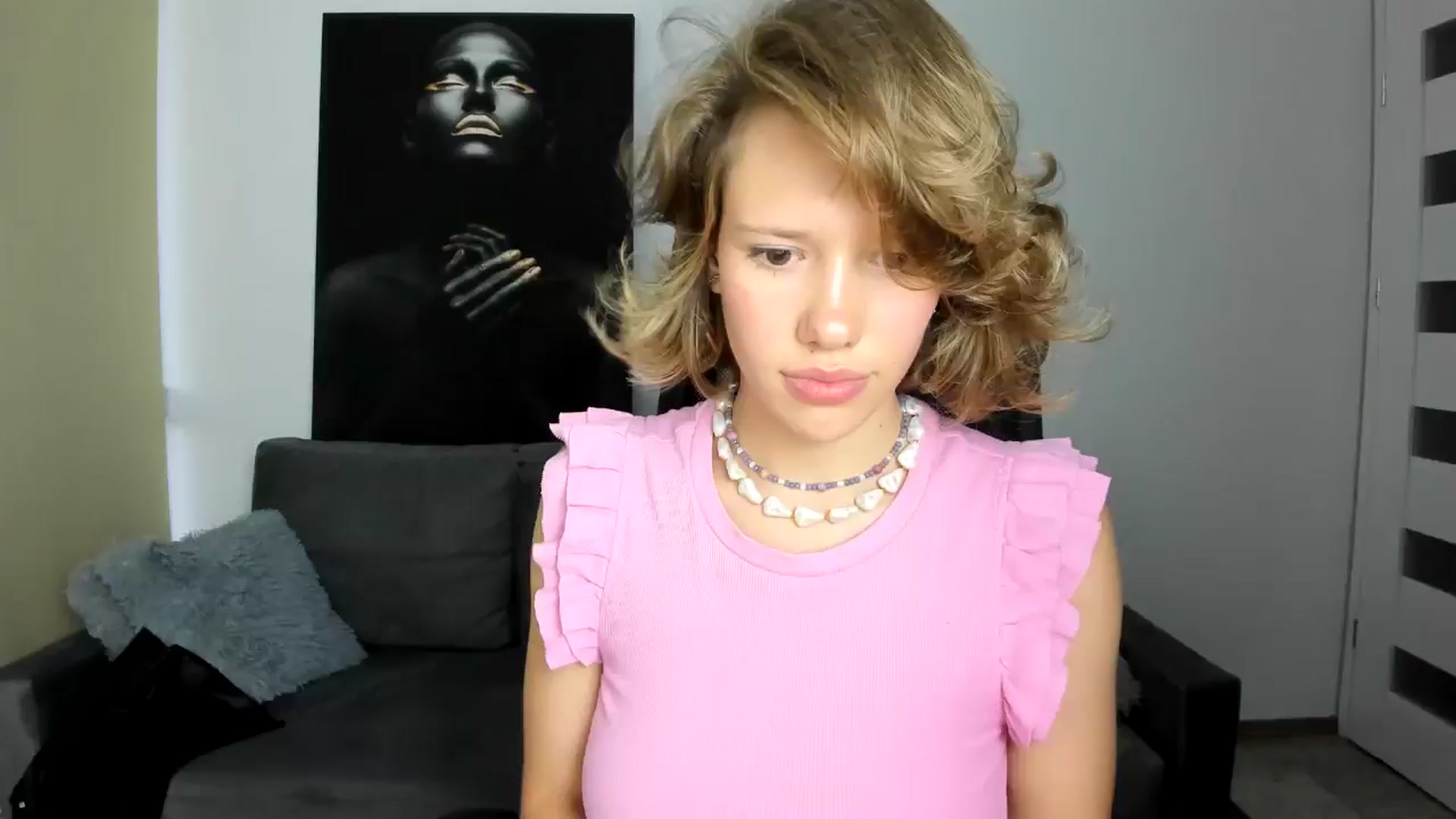 Gallery image thumbnail from Aquariuss's myfreecams stream on, 07/14/2024, 19:08 image 2 of 20