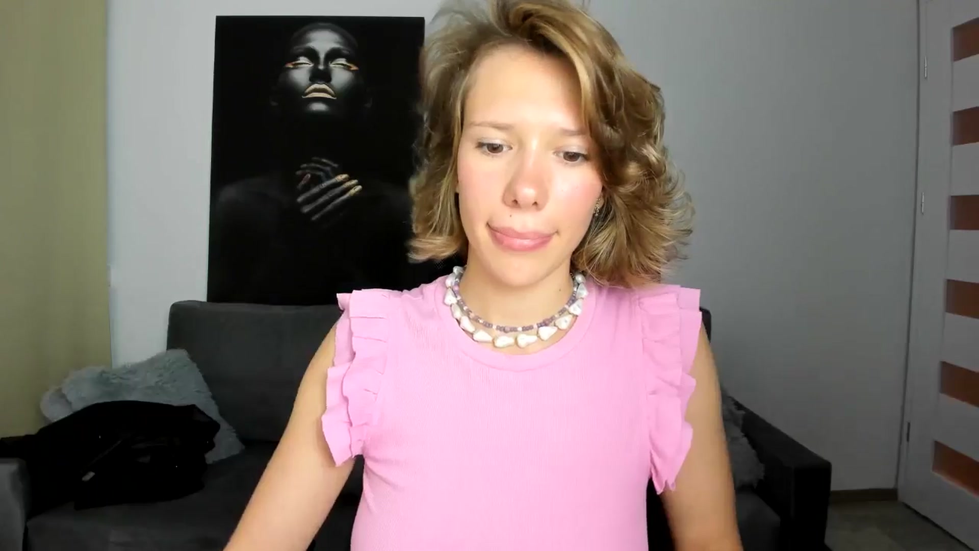 Gallery image thumbnail from Aquariuss's myfreecams stream on, 07/14/2024, 20:43 image 8 of 20