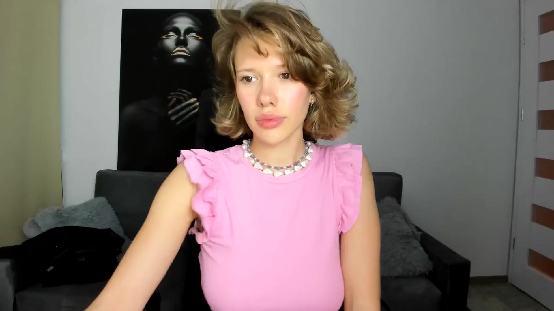 Gallery image thumbnail from Aquariuss's myfreecams stream on, 07/14/2024, 20:43 image 5 of 20
