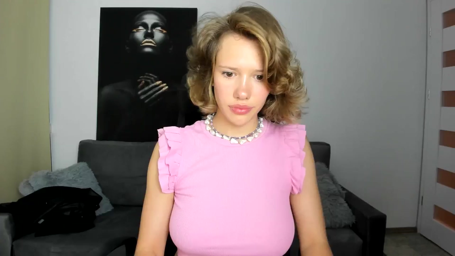 Gallery image thumbnail from Aquariuss's myfreecams stream on, 07/14/2024, 20:43 image 3 of 20
