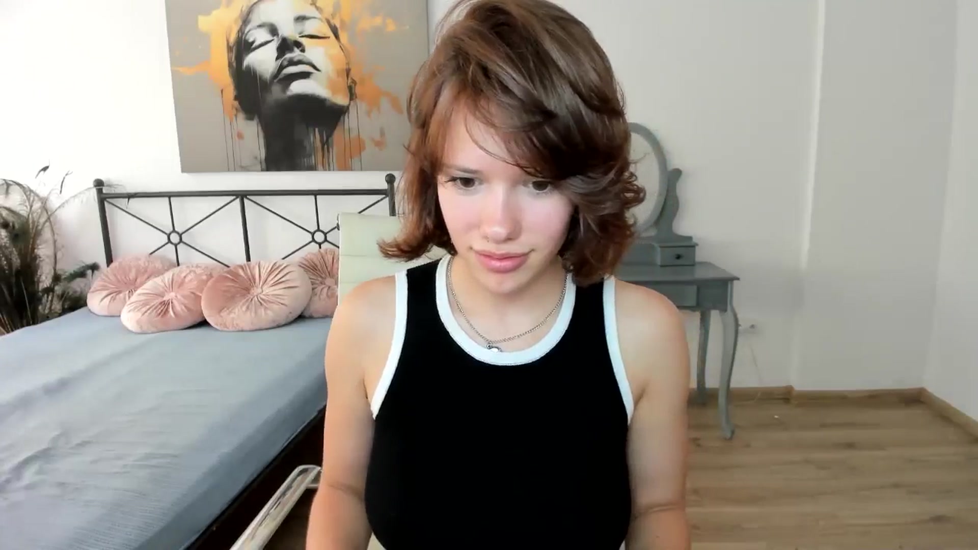 Gallery image thumbnail from Aquariuss's myfreecams stream on, 07/21/2024, 14:25 image 3 of 20