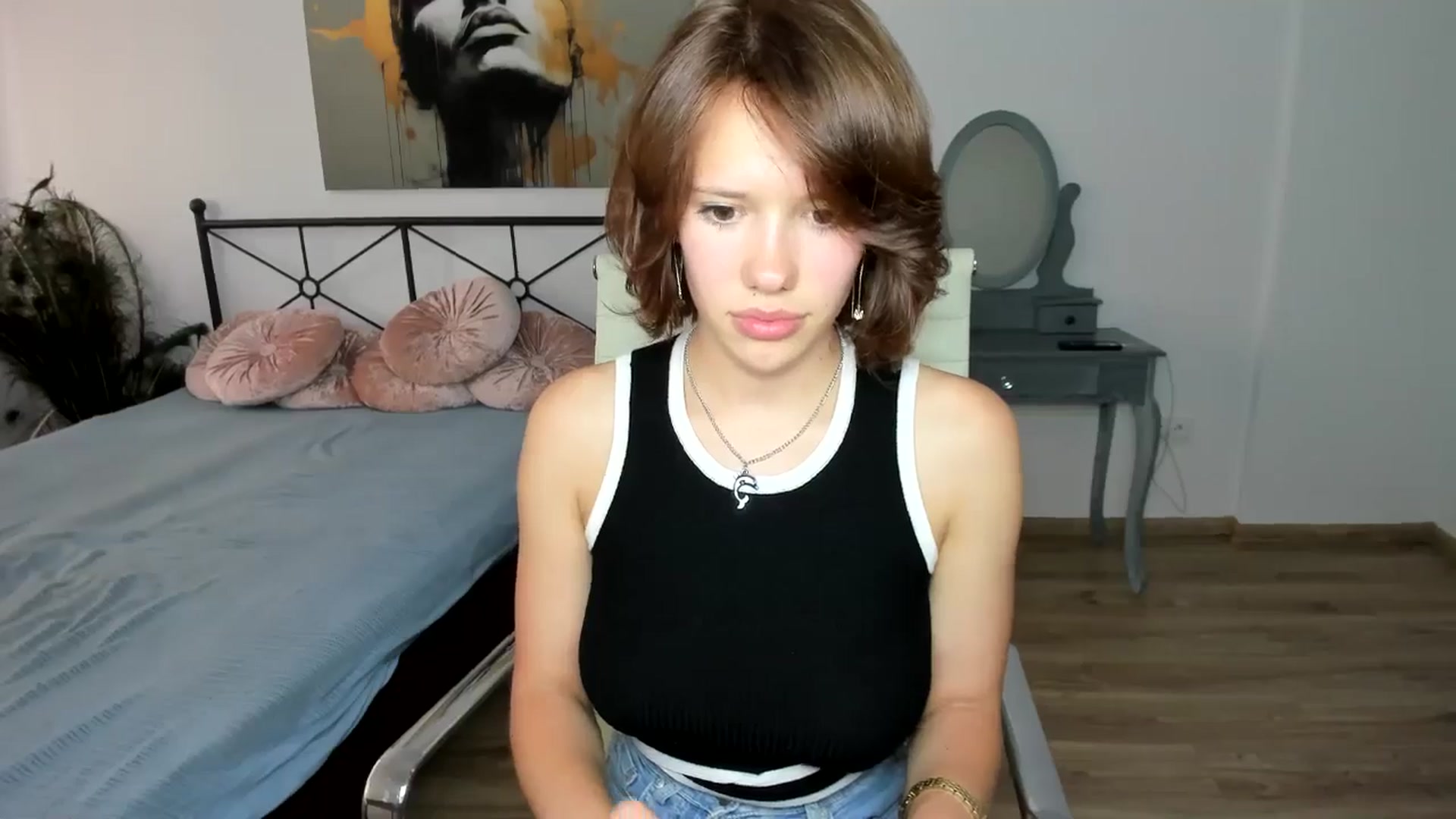 Gallery image thumbnail from Aquariuss's myfreecams stream on, 07/21/2024, 17:58 image 18 of 20