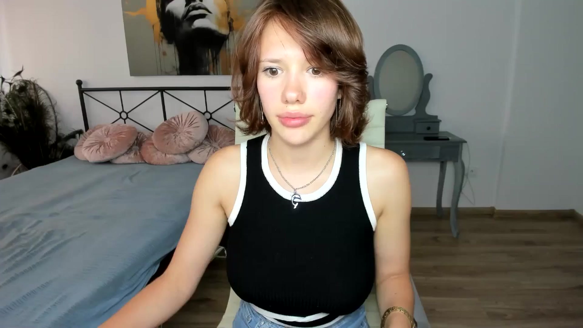 Gallery image thumbnail from Aquariuss's myfreecams stream on, 07/21/2024, 17:58 image 15 of 20