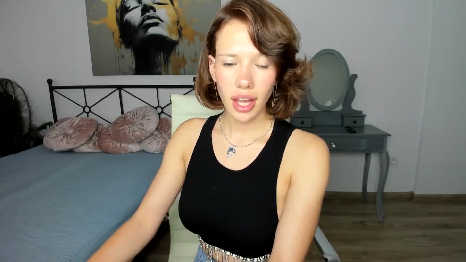 Gallery image thumbnail from Aquariuss's myfreecams stream on, 07/22/2024, 18:21 image 11 of 20