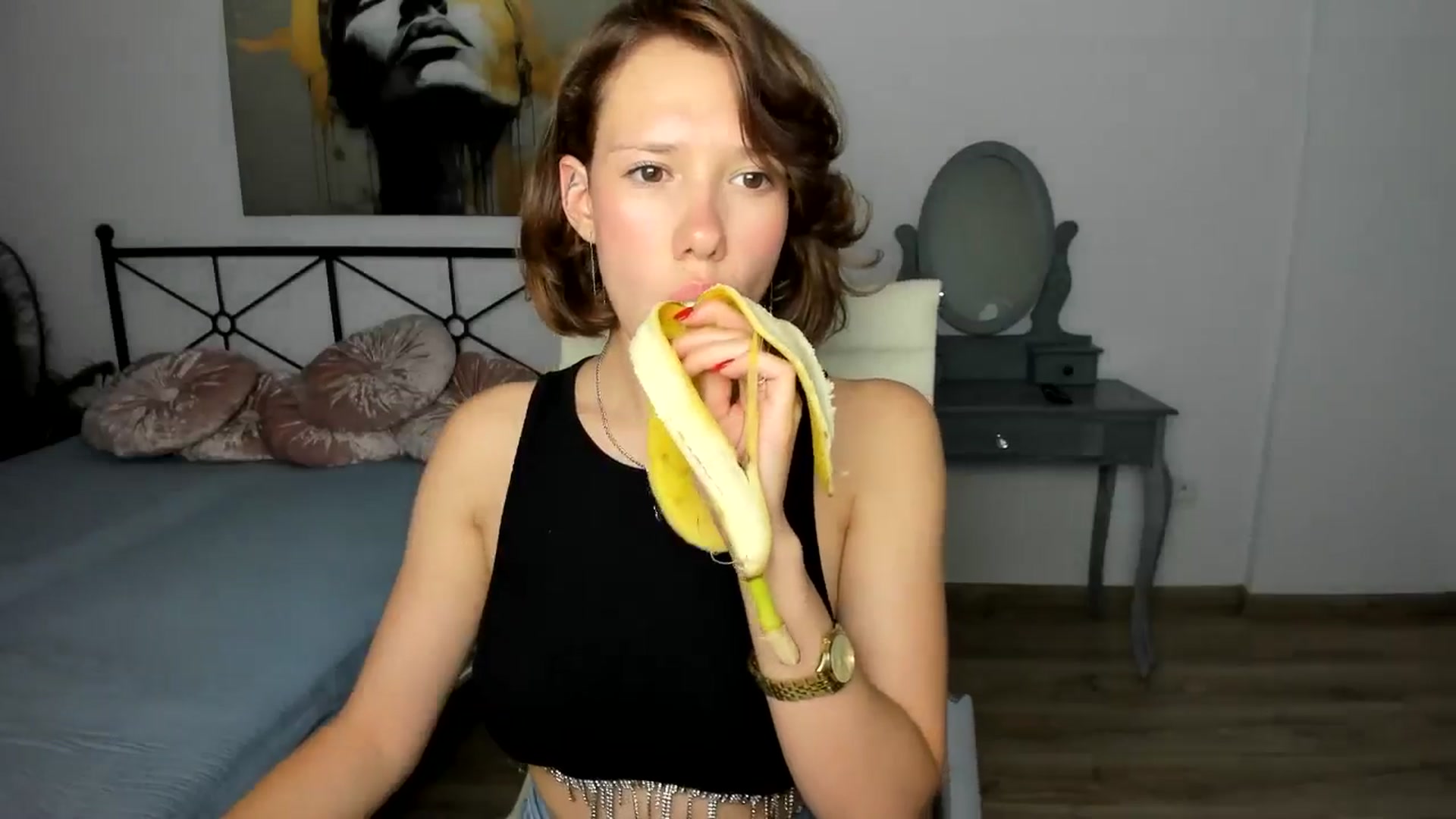 Gallery image thumbnail from Aquariuss's myfreecams stream on, 07/22/2024, 19:42 image 3 of 20
