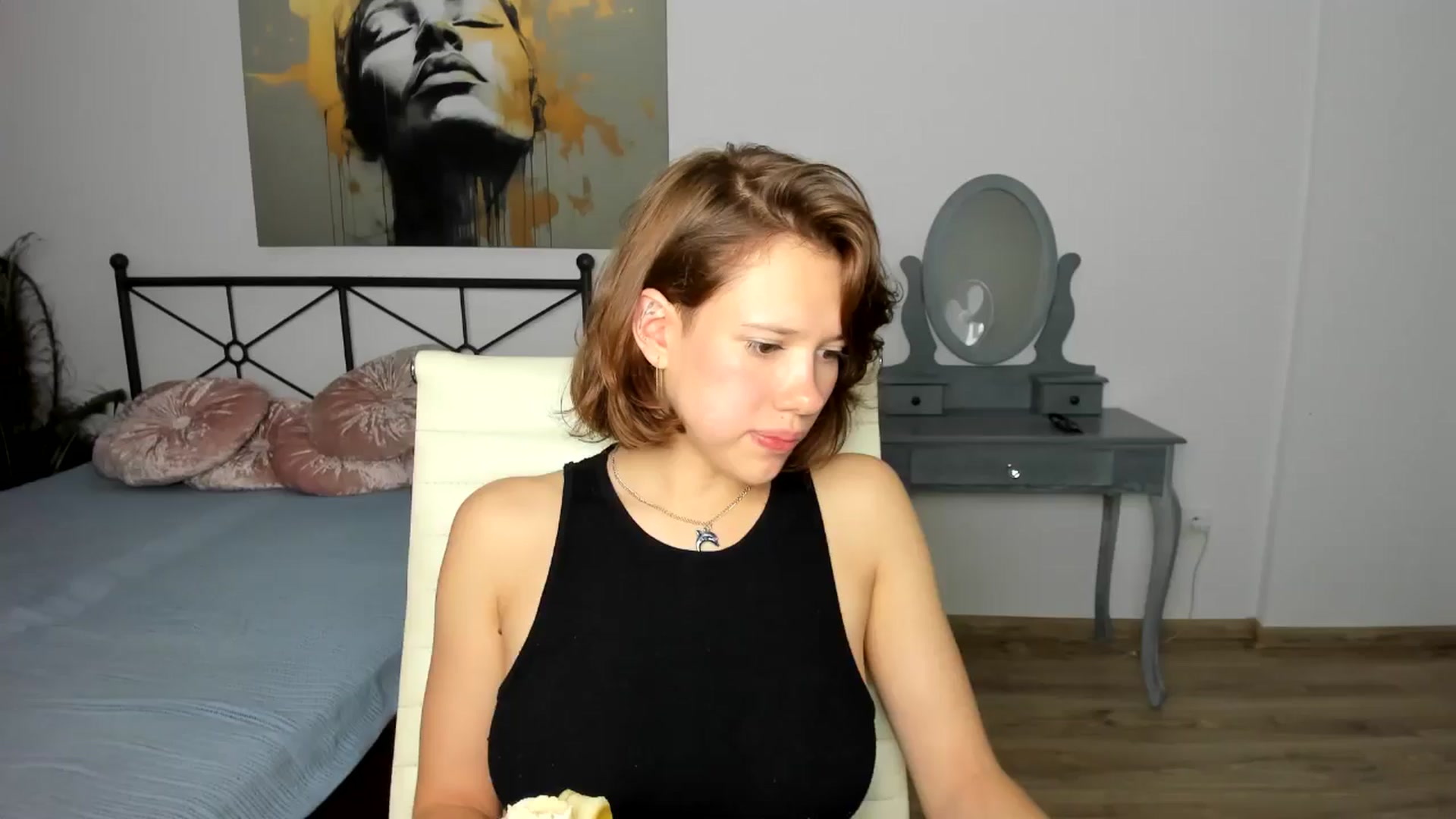 Gallery image thumbnail from Aquariuss's myfreecams stream on, 07/22/2024, 21:34 image 1 of 20