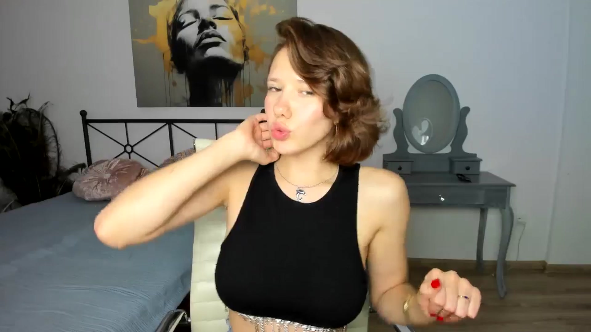 Gallery image thumbnail from Aquariuss's myfreecams stream on, 07/22/2024, 21:34 image 3 of 20