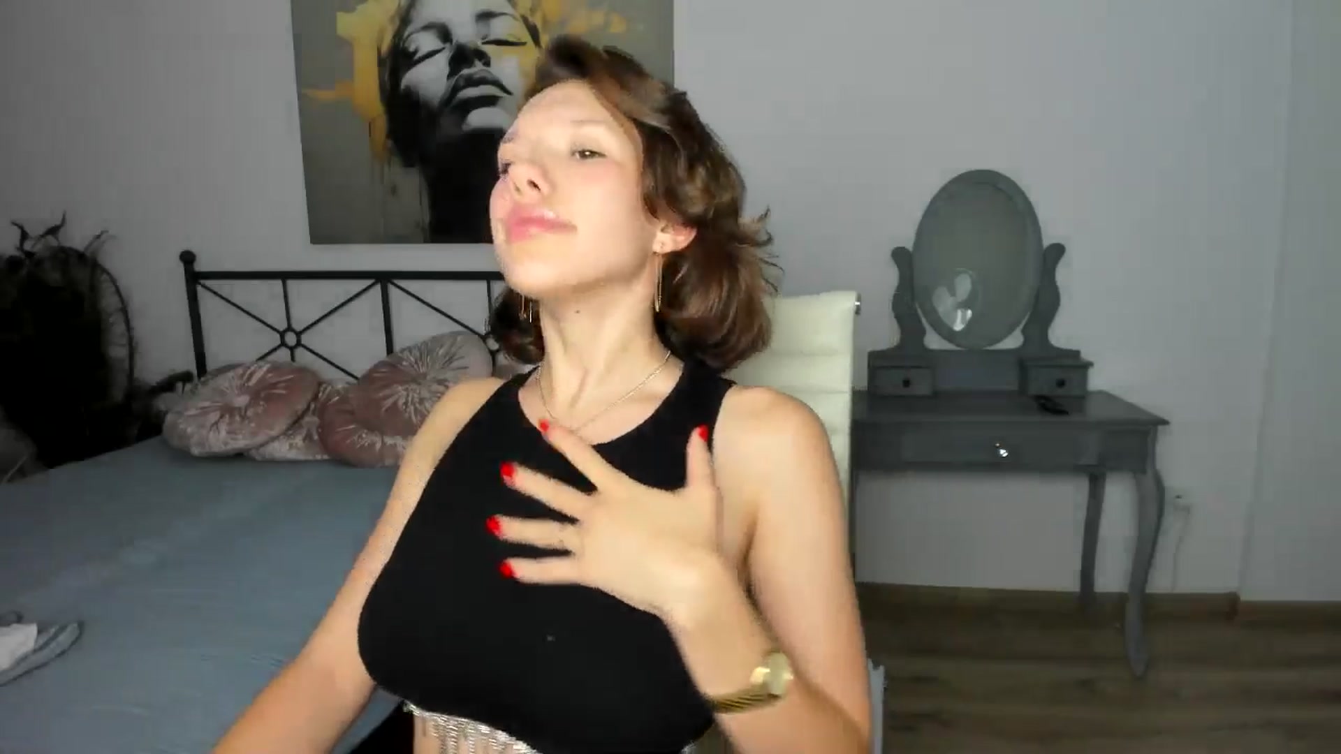 Gallery image thumbnail from Aquariuss's myfreecams stream on, 07/22/2024, 21:34 image 18 of 20