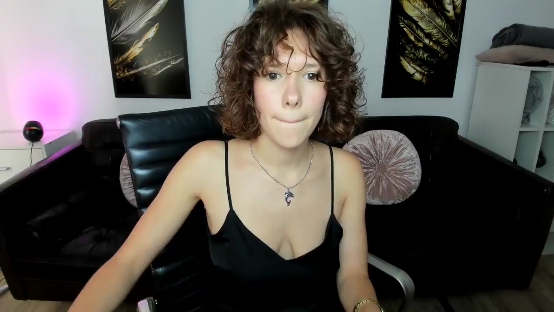 Gallery image thumbnail from Aquariuss's myfreecams stream on, 07/24/2024, 15:53 image 13 of 20