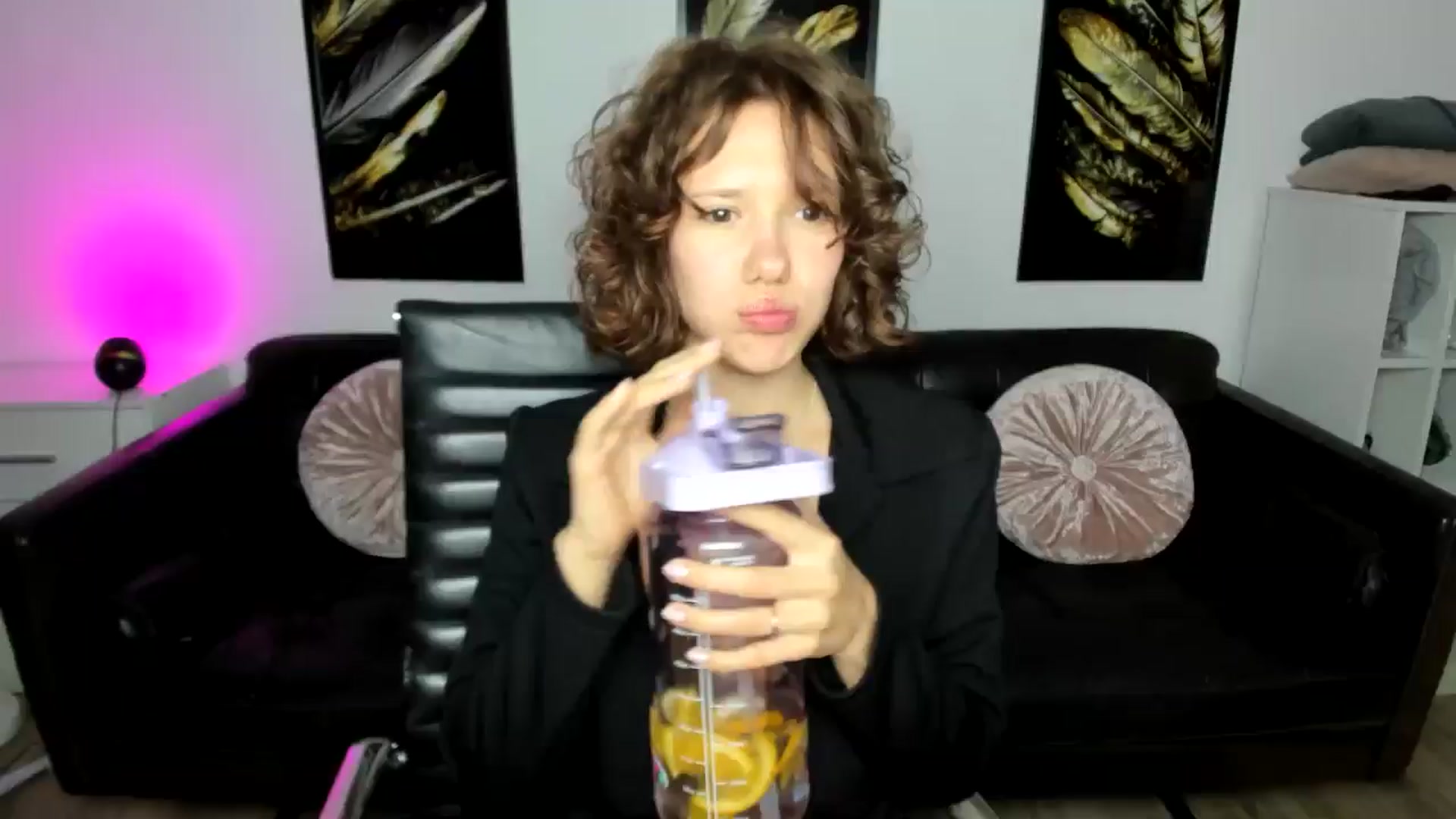 Gallery image thumbnail from Aquariuss's myfreecams stream on, 07/24/2024, 20:42 image 6 of 20