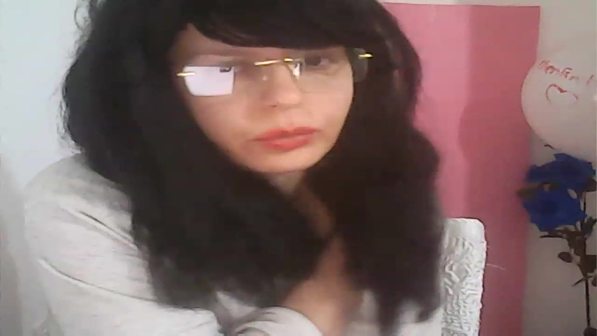 Gallery image thumbnail from AraArtist's myfreecams stream on, 12/25/2022, 23:56 image 4 of 20
