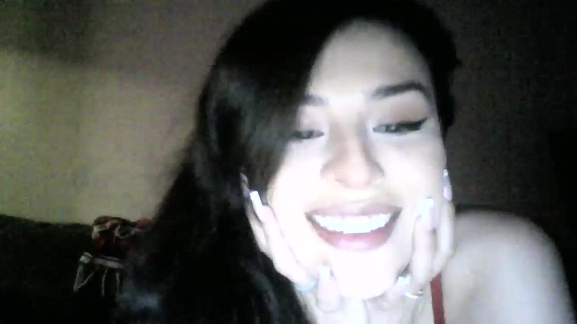 Gallery image thumbnail from Arabella4's myfreecams stream on, 07/14/2024, 08:09 image 14 of 20