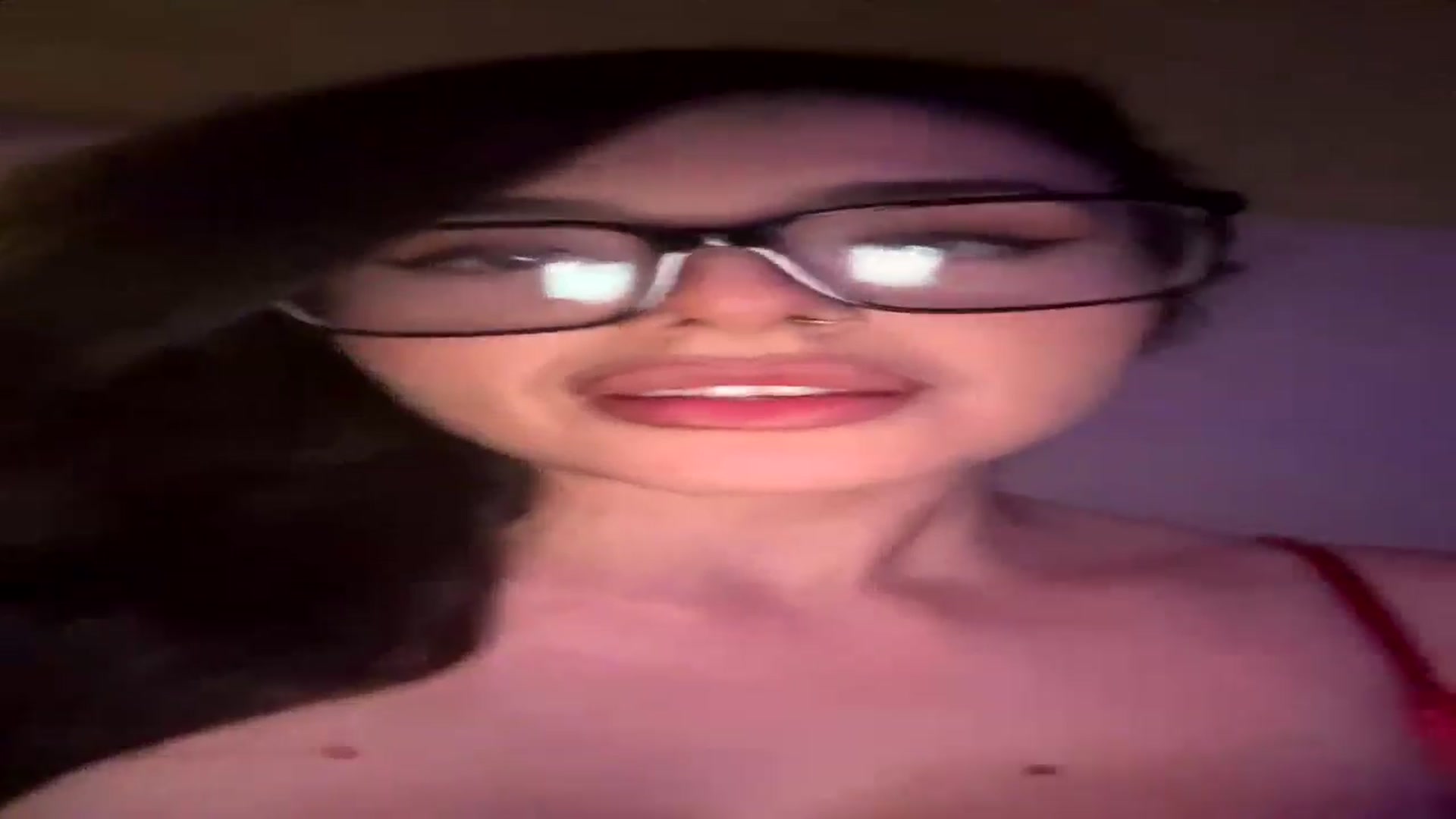 Gallery image thumbnail from Arabella4's myfreecams stream on, 07/14/2024, 09:48 image 5 of 20