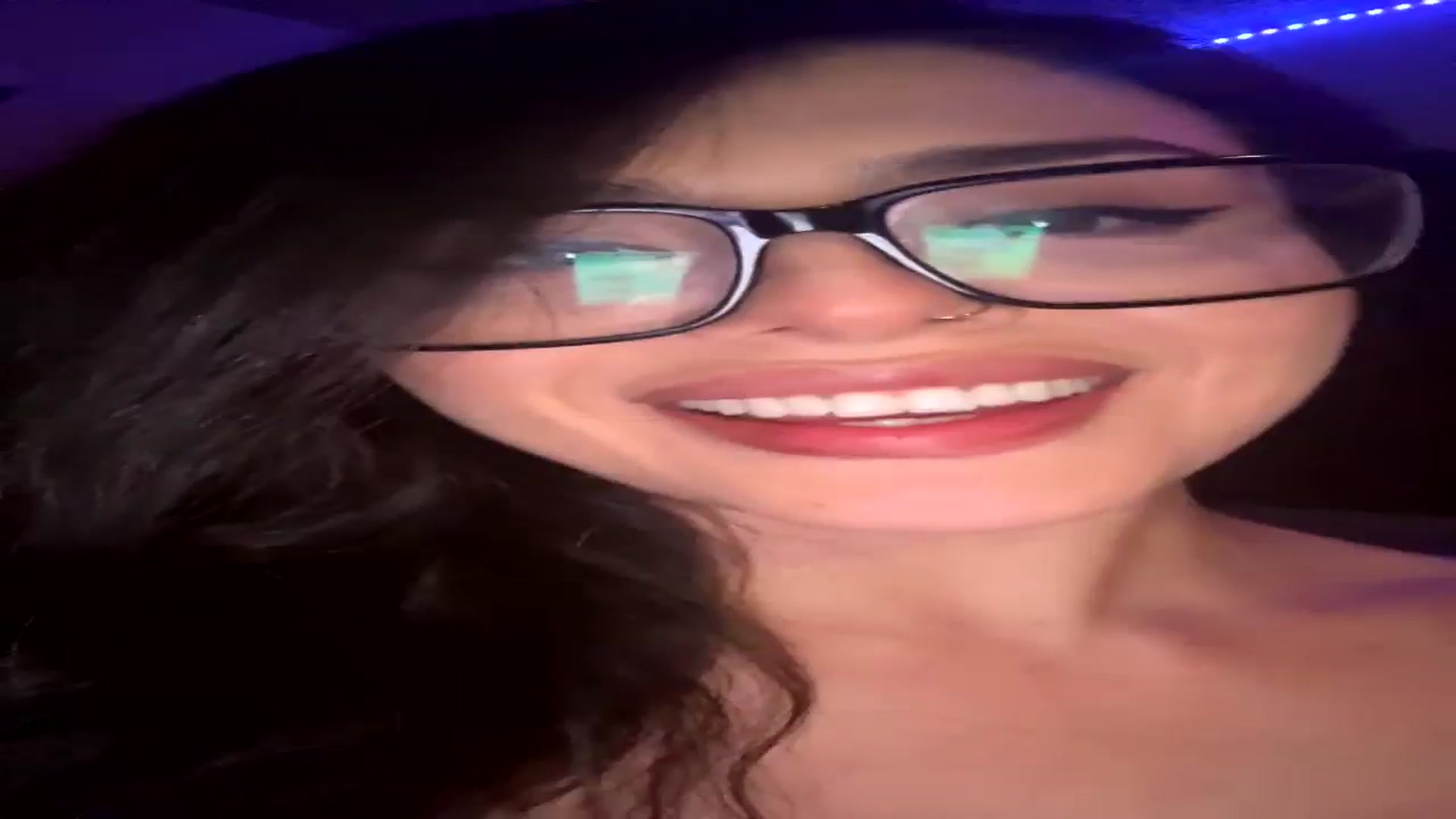 Gallery image thumbnail from Arabella4's myfreecams stream on, 07/14/2024, 09:48 image 19 of 20