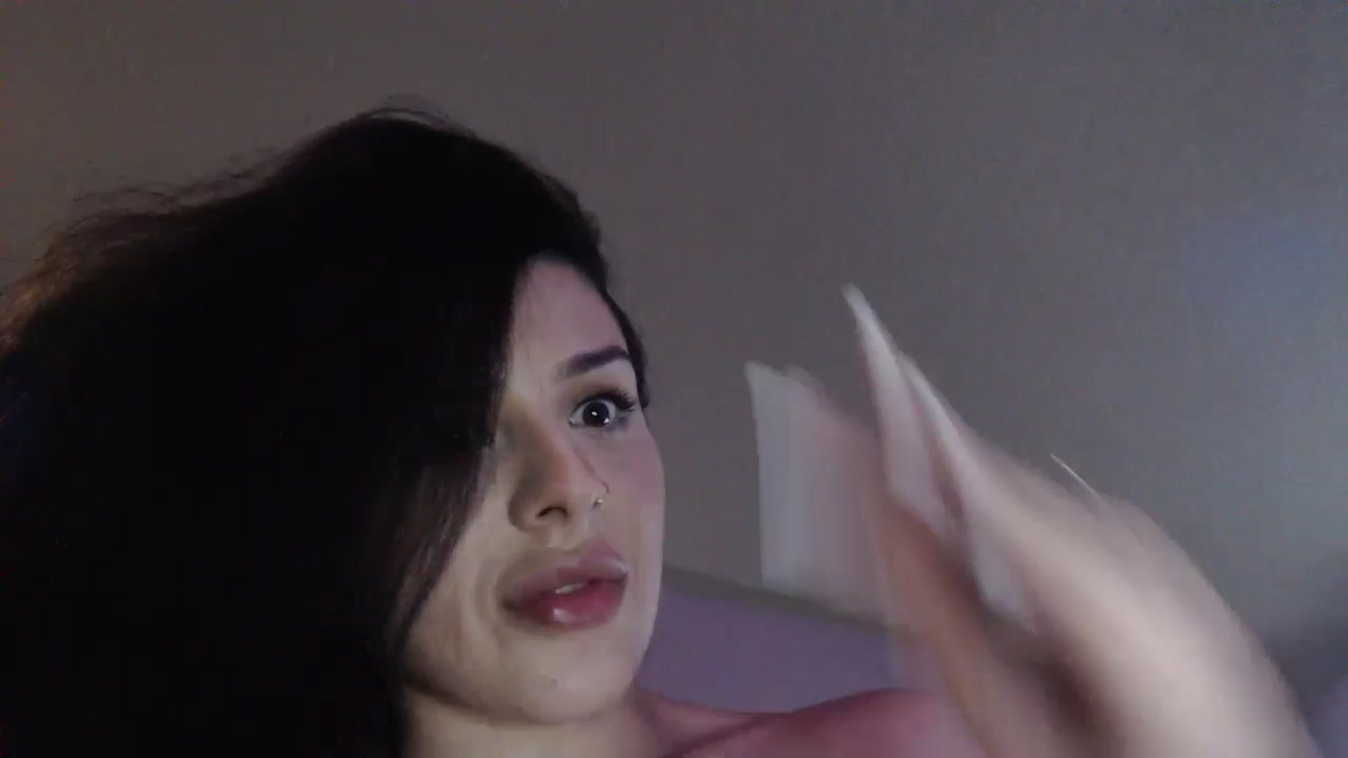 Gallery image thumbnail from Arabella4's myfreecams stream on, 07/14/2024, 13:55 image 17 of 20