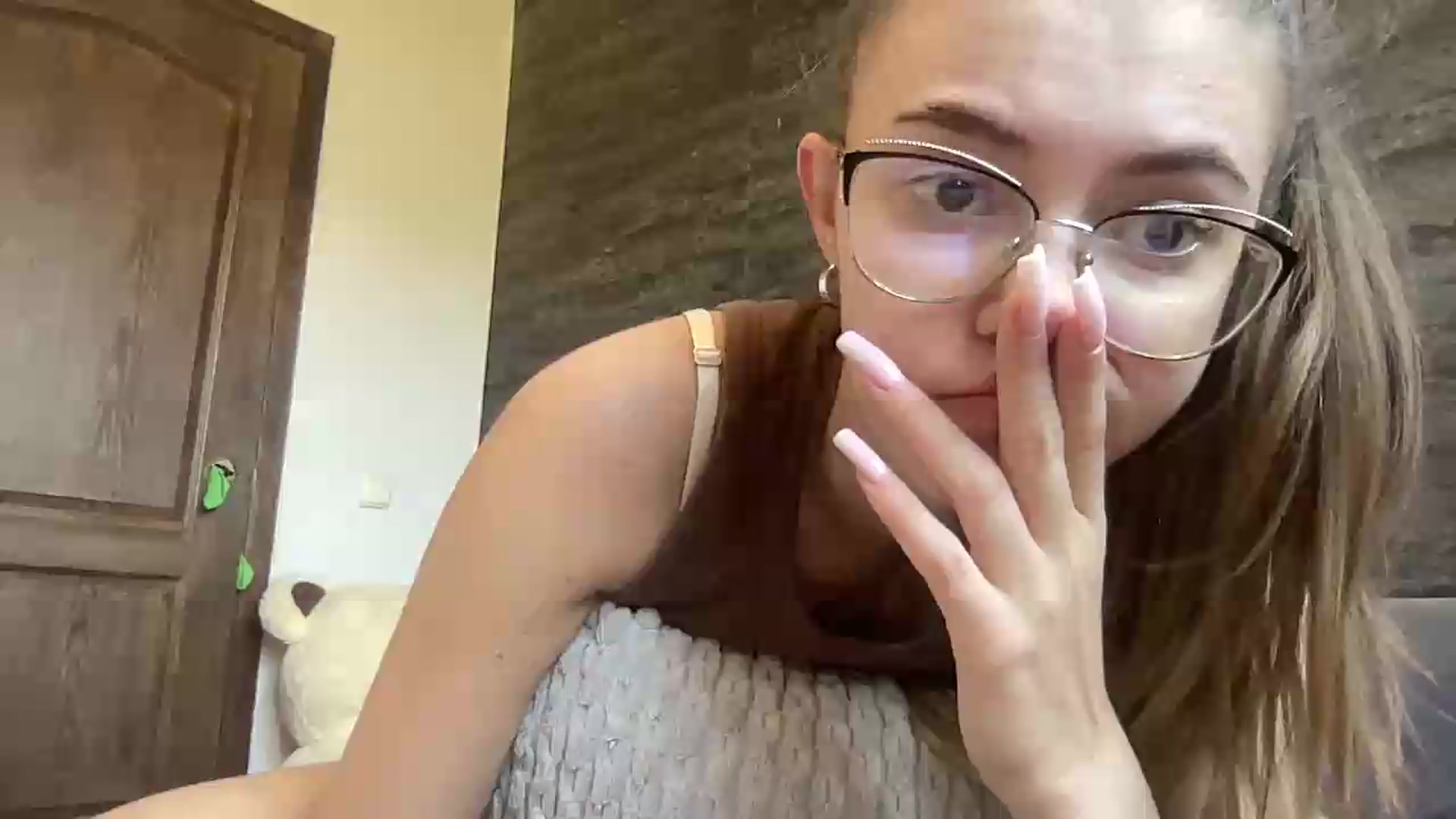 Gallery image thumbnail from ArabellaReed's myfreecams stream on, 08/16/2026, 11:08 image 18 of 20