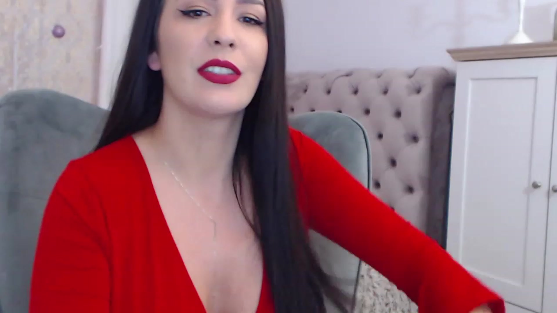 Gallery image thumbnail from Arabian_Woman's myfreecams stream on, 12/22/2022, 19:48 image 16 of 20