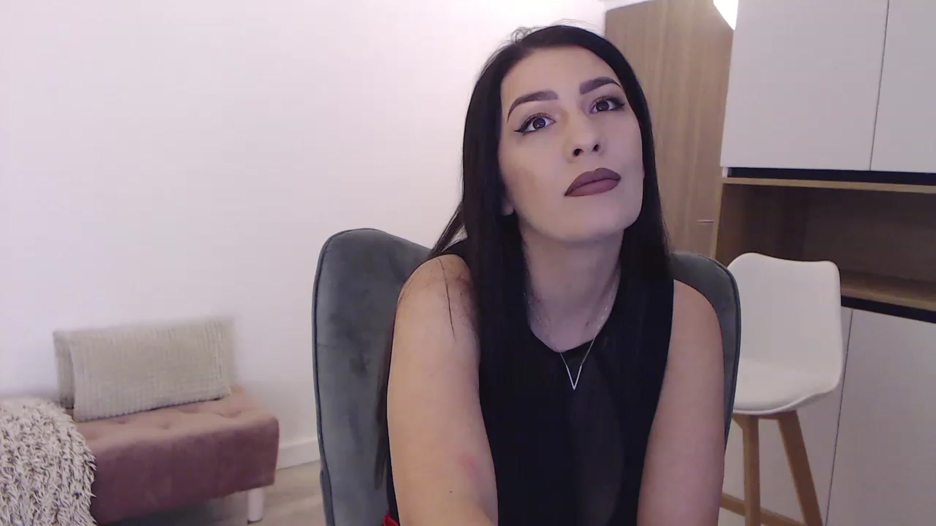 Gallery image thumbnail from Arabian_Woman's myfreecams stream on, 03/05/2023, 16:44 image 17 of 20
