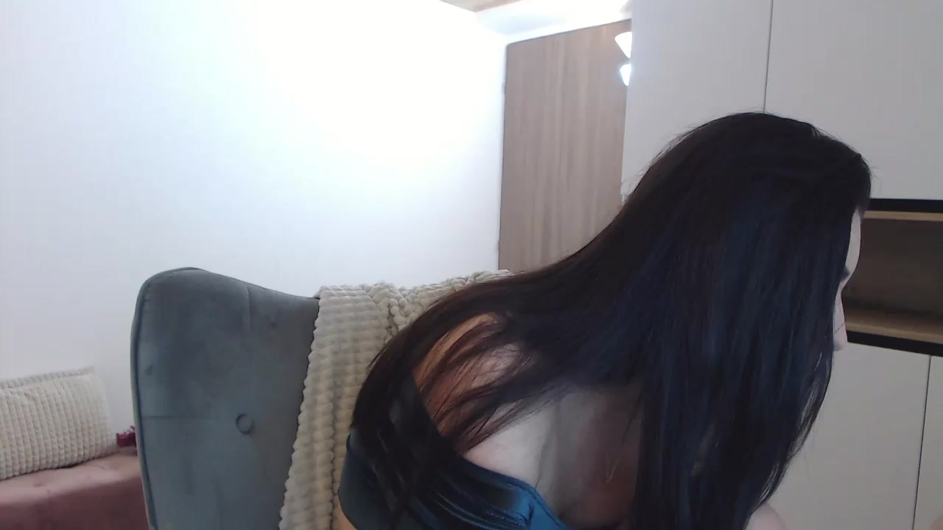 Gallery image thumbnail from Arabian_Woman's myfreecams stream on, 03/07/2023, 20:31 image 6 of 20