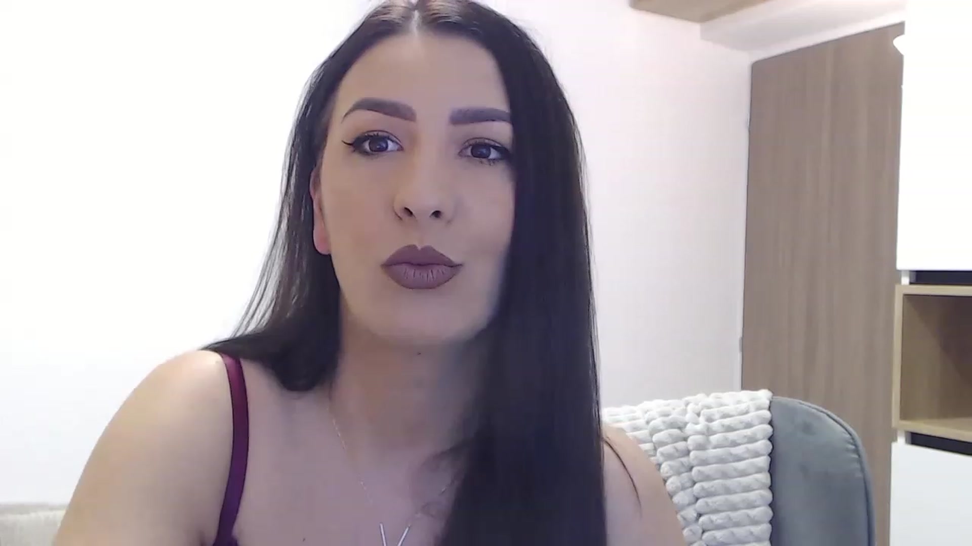 Gallery image thumbnail from Arabian_Woman's myfreecams stream on, 03/08/2023, 19:34 image 16 of 20