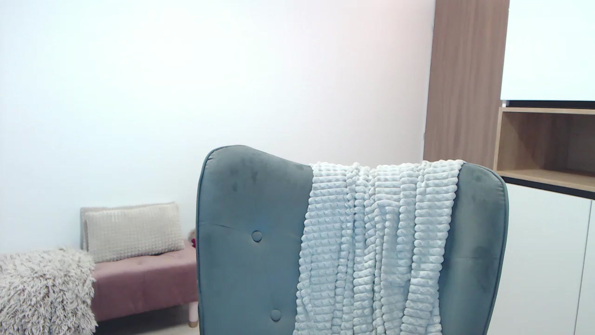 Gallery image thumbnail from Arabian_Woman's myfreecams stream on, 03/08/2023, 20:50 image 13 of 20