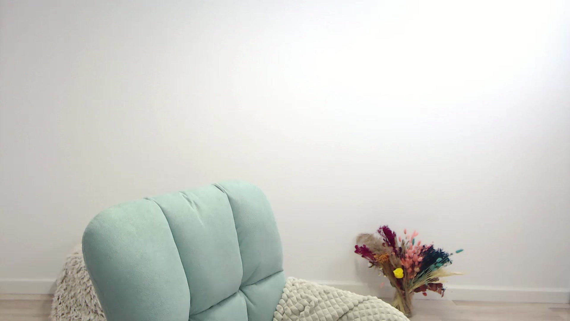 Gallery image thumbnail from Arabian_Woman's myfreecams stream on, 03/16/2023, 19:42 image 6 of 20