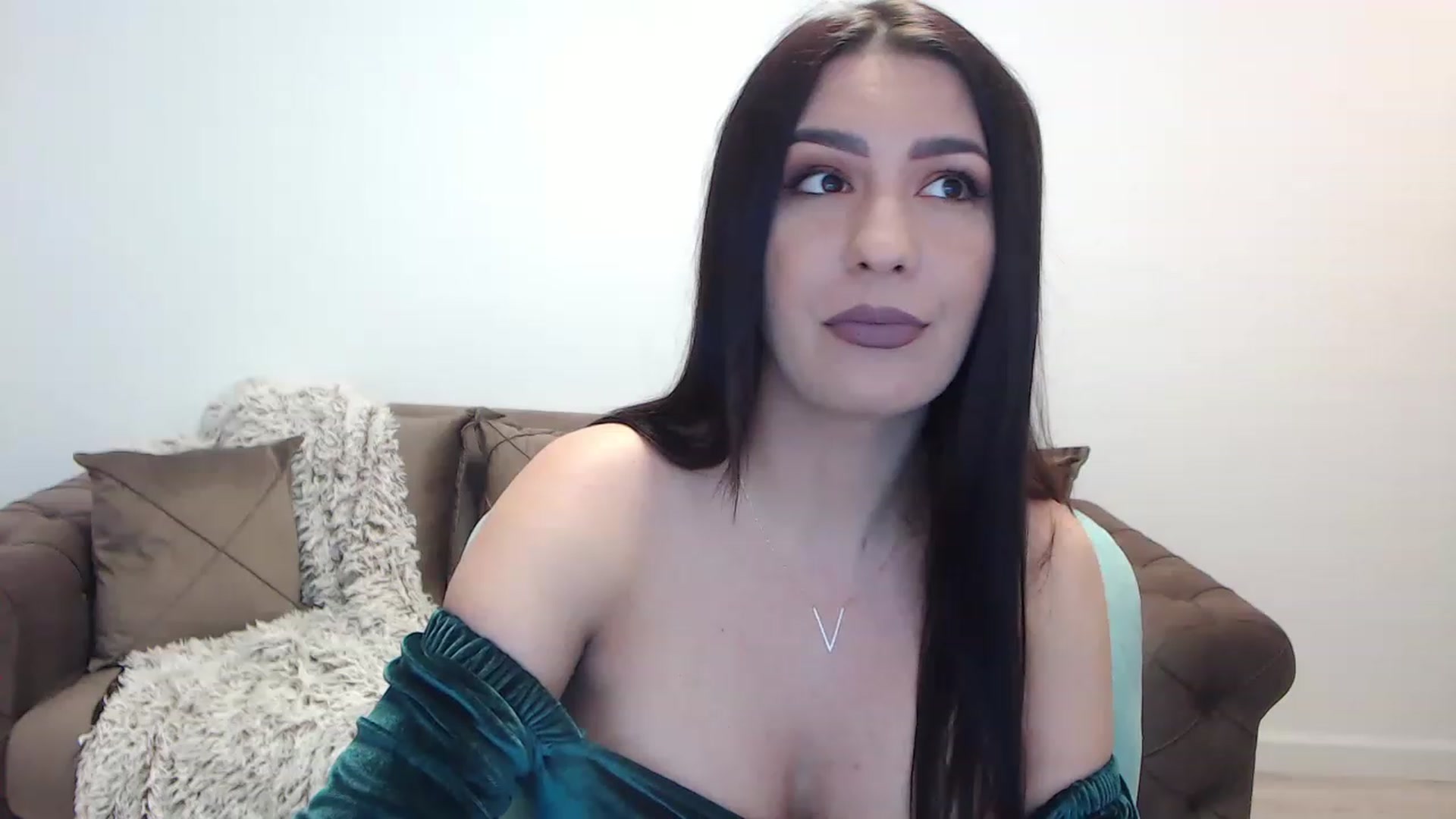 Gallery image thumbnail from Arabian_Woman's myfreecams stream on, 04/20/2023, 17:04 image 18 of 20
