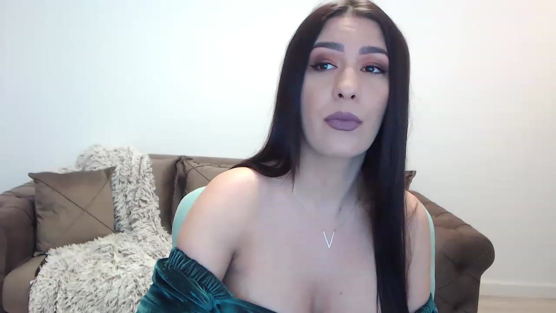 Gallery image thumbnail from Arabian_Woman's myfreecams stream on, 04/20/2023, 17:04 image 17 of 20