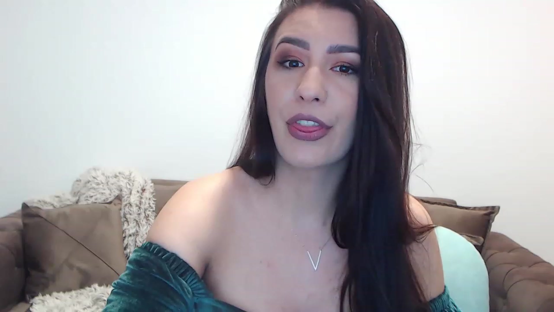 Gallery image thumbnail from Arabian_Woman's myfreecams stream on, 04/20/2023, 18:24 image 7 of 20